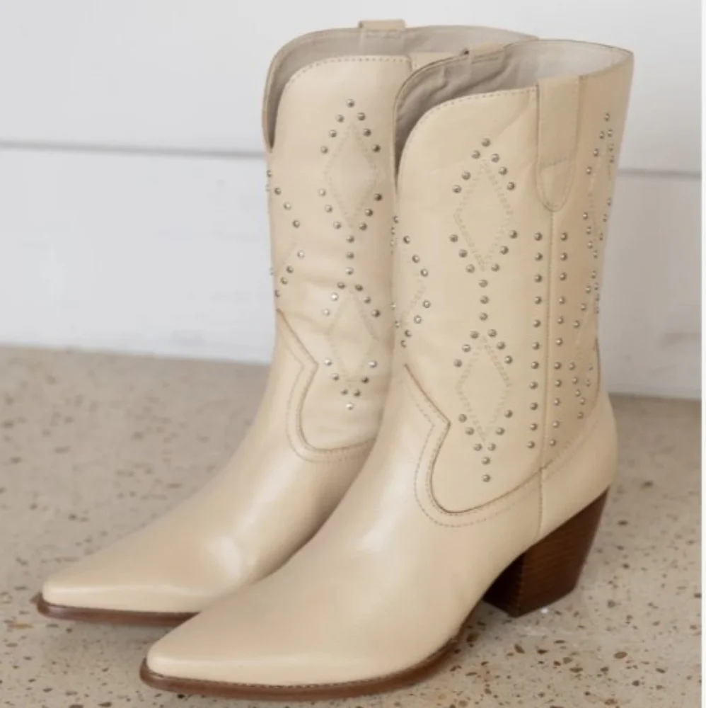 🔥SALE🔥NIB Free People Matisse El Paso Studded Ivory Heeled Mid Western Boots 8 - Picture 4 of 9